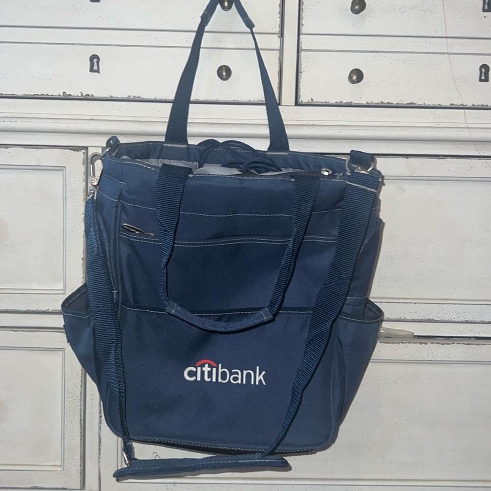 Picnic Time insulated bag ice chest multiple pockets removable strap navy blue